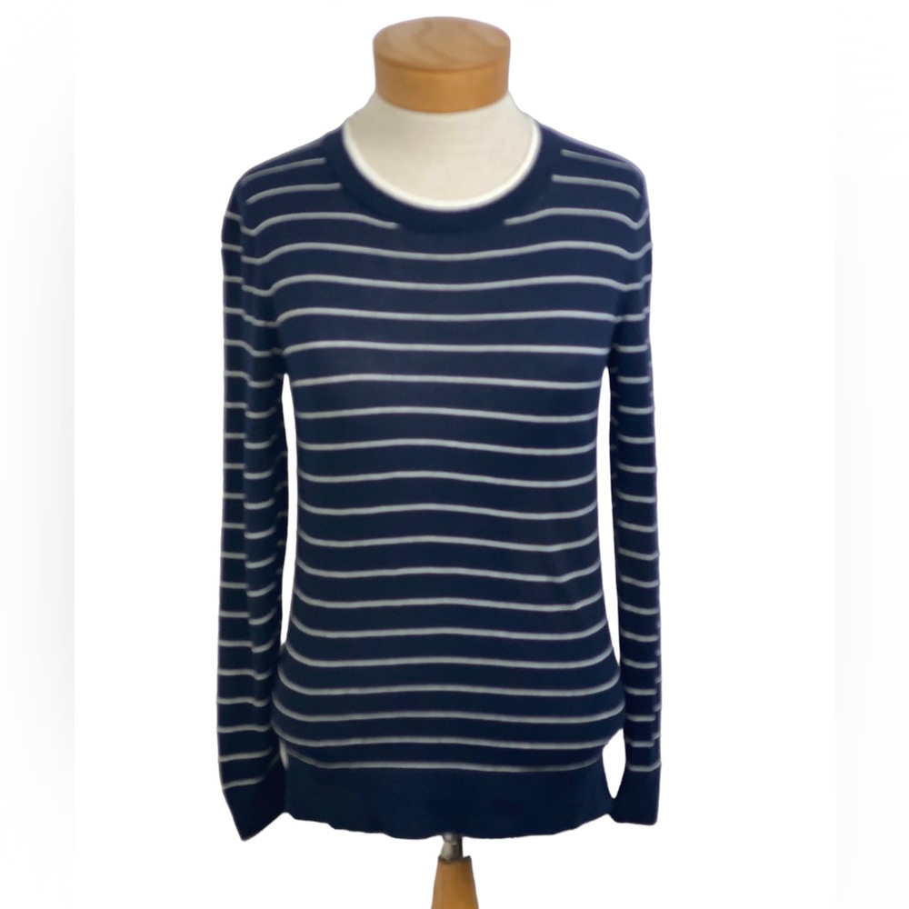 Banana Republic PetiteXS Blue and White Stripe Long Sleeve Sweater